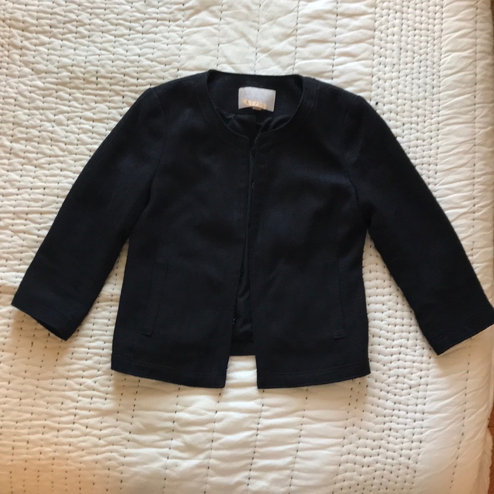 Black cropped Banana Republic blazer/jacket 6P